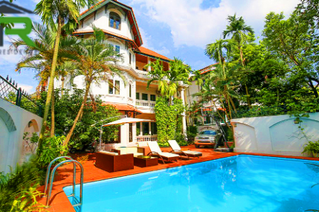 Luxurious swimming pool villa for rent with large garden & lake view in Tay Ho
