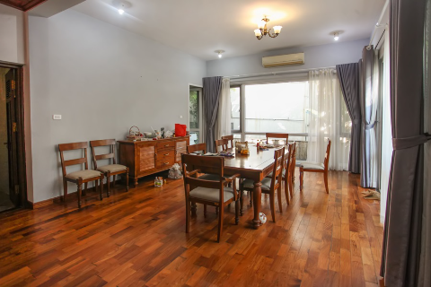 Spacious villa 4 bedrooms for rent in Tay Ho Str, with green garden & private pool