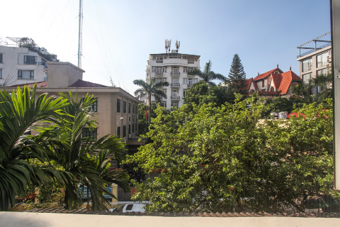 Spacious villa 4 bedrooms for rent in Tay Ho Str, with green garden & private pool