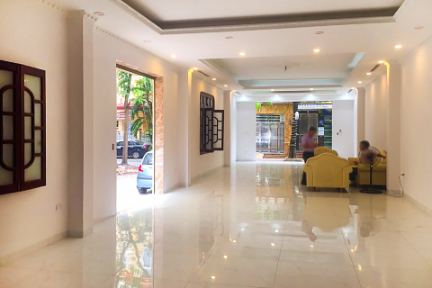 Extremely big, open plan house for rent in Trung Yen , elevator is available