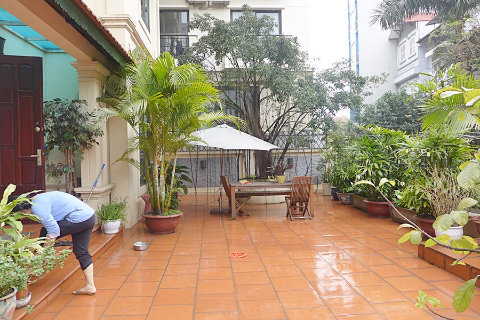 Villas with big courtyard and swimming pool for rent in Au Co, Tay Ho dist.