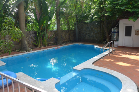 5 bedrooms villas with swimming pool for rent in To Ngoc Van street