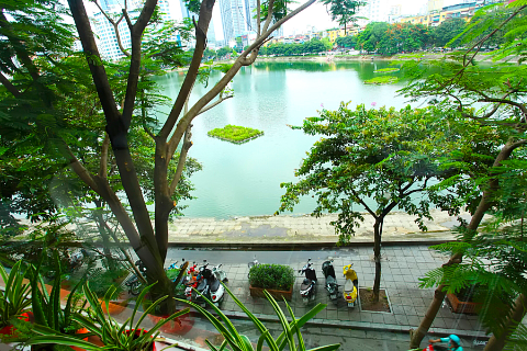 Lovely 1 bedroom apartment at Pham Huy Thong St., close lake view