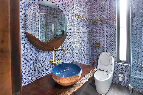 Magnificent 4 bedroom apartment on To Ngoc Van St., with pool & balcony