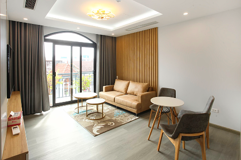 Modern 1 bedroom apartment for rent on To Ngoc Van St., with nice view