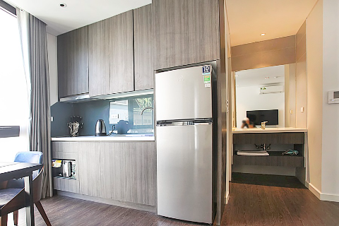 Luxury, new, beautiful, modern one-bedroom apartment with many conveniences (501)