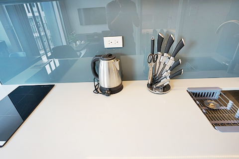 Super modern and bright 1 bedroom apartment at Unit 602, No 2B.25 Tay Ho St