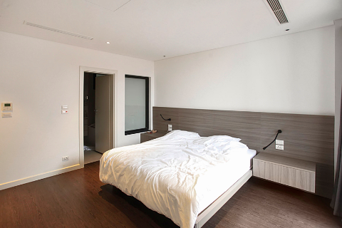 Modern and well furnished 2 bedroom apartment for rent in To Ngoc Van str, chillin' balcony