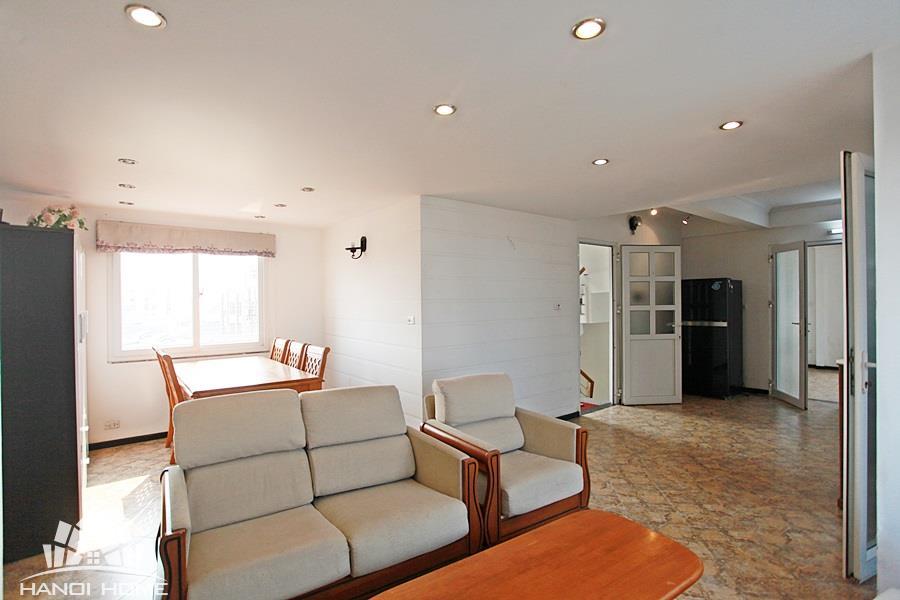 2bedrooms large natural light apartment por rent in lac long quan tay ho 5 94015