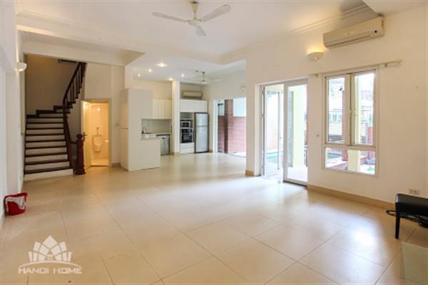 Extremely big house for rent on Dang Thai Mai street - 350 sqm arceage