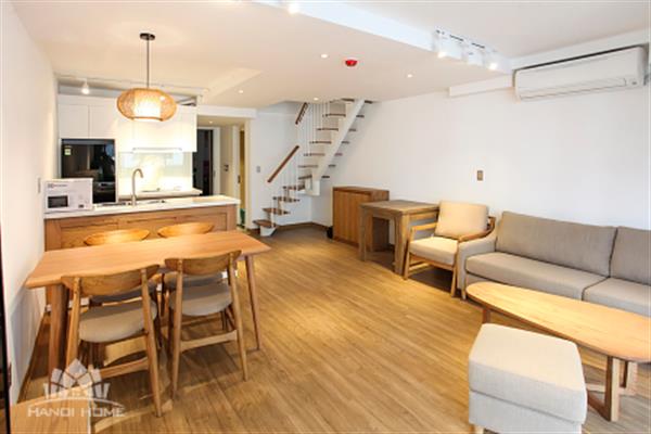 Nice duplex apartment in Au Co str