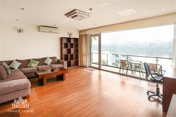 Lake view, 3 bedroom apartment with balcony in Quang An str