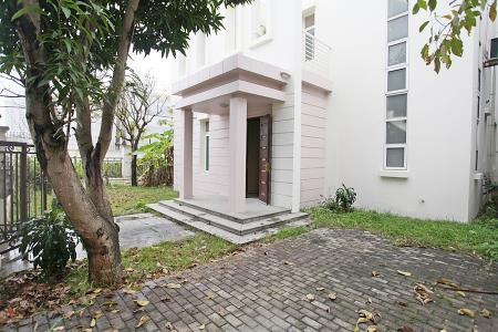 New 5 bedroom house in Splendora, Ha Noi, good deal