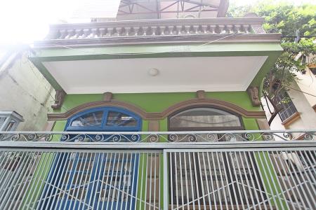 Room in a shared house on Tay Ho street