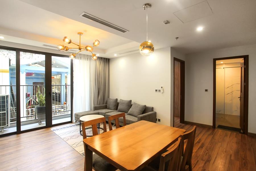 Well furnished 2 bedroom apartment with lovely balcony for rent in Tu Hoa str.