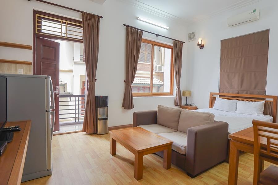 Balcony Studio apartment on To Ngoc Van St., super bright