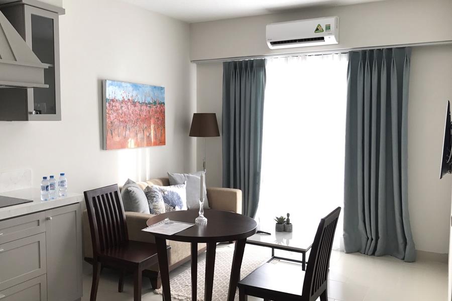 Simple and nice 1 bedroom apartment on Quang An St., fully furnished