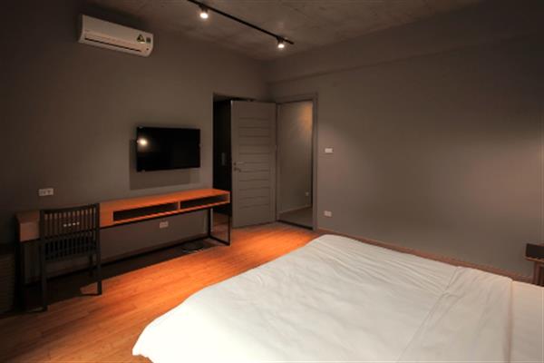 Lake view 2 bedroom apartment near Ba Mau Lake, very nice design