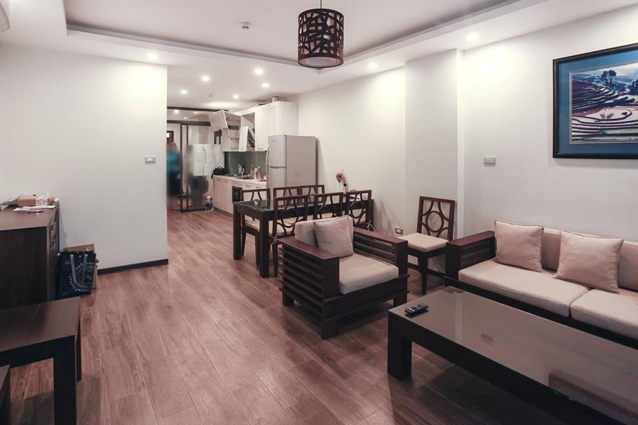 Spacious and well furnished 1 bedroom apartment for rent in Pho Duc Chinh str