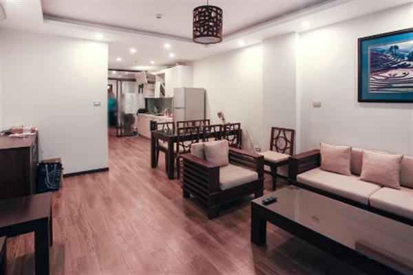 Spacious and well furnished 1 bedroom apartment for rent in Pho Duc Chinh str