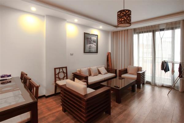 Spacious and well furnished 1 bedroom apartment for rent in Pho Duc Chinh str