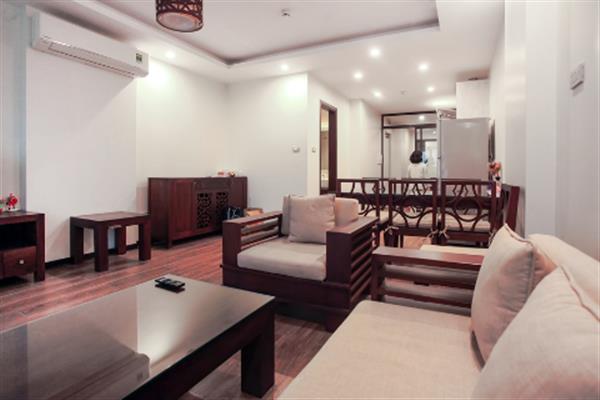 Spacious and well furnished 1 bedroom apartment for rent in Pho Duc Chinh str