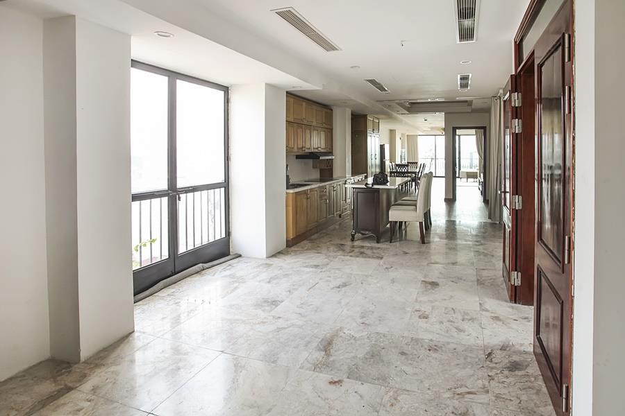 3 Bedrooms apartment with great terrace, at Nguyen Khac Hieu st., Ba Dinh Dist.