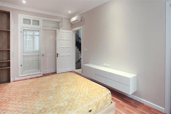 Beautifully renovated 4 bedroom villa in Ciputra, T block