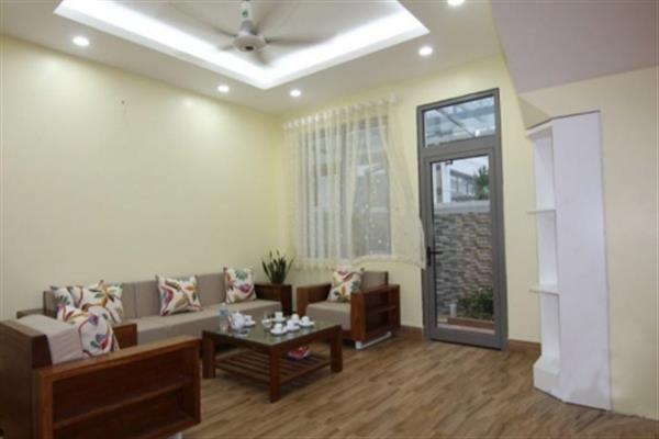 Beautiful 03 bedrooms villa at Nguyet Que, airy space and good view