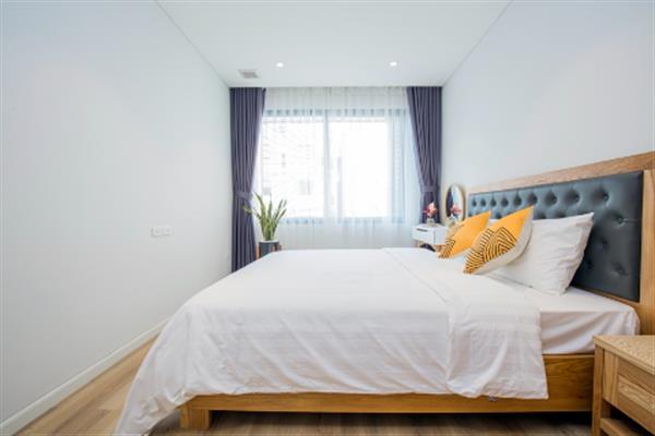 Lake view Apartment  Brand-new 2 bedrooms in Tu Hoa for rent