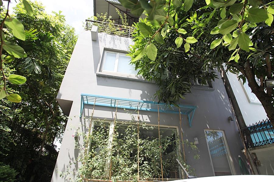 Superior modern house for rent in Nghi Tam Tay Ho, spacious & bright