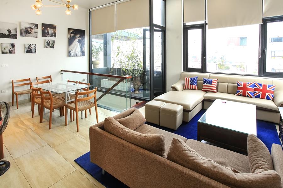 Great Duplex in Xuan Dieu with 03 bedrooms, nice decoration