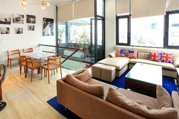 Great Duplex in Xuan Dieu with 03 bedrooms, nice decoration