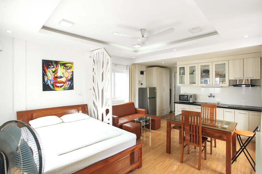 Bright - airy studio apartment for rent in Tu hoa Tay Ho