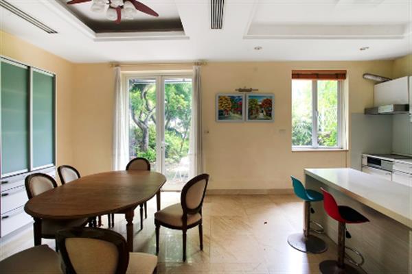 Spacious independent 04 bedroom villa at Hoa Sua Vinhomes Riverside for rent.
