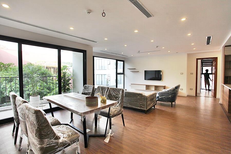 Brand new, modern 4 bedroom apartment for rent in Tay Ho dist