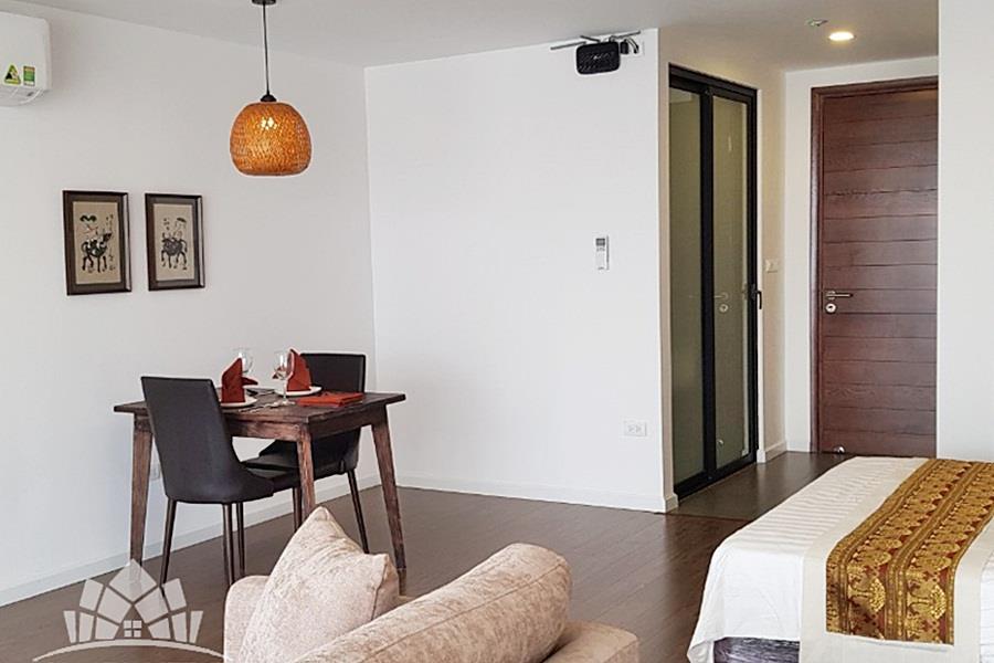 Elegant studio apartment for rent near Long Bien bridge, lake view