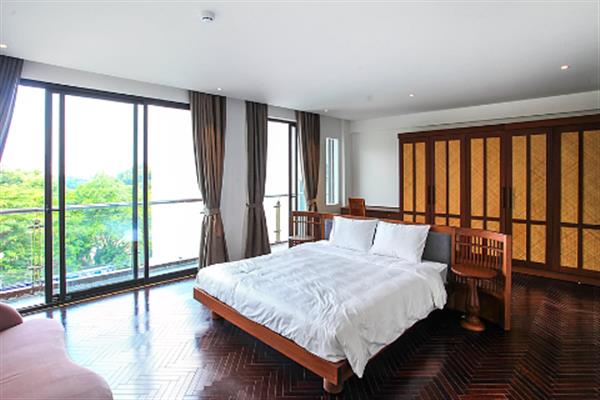 High floor spacious 04 bedroom apartment on Quang Khanh with large balcony