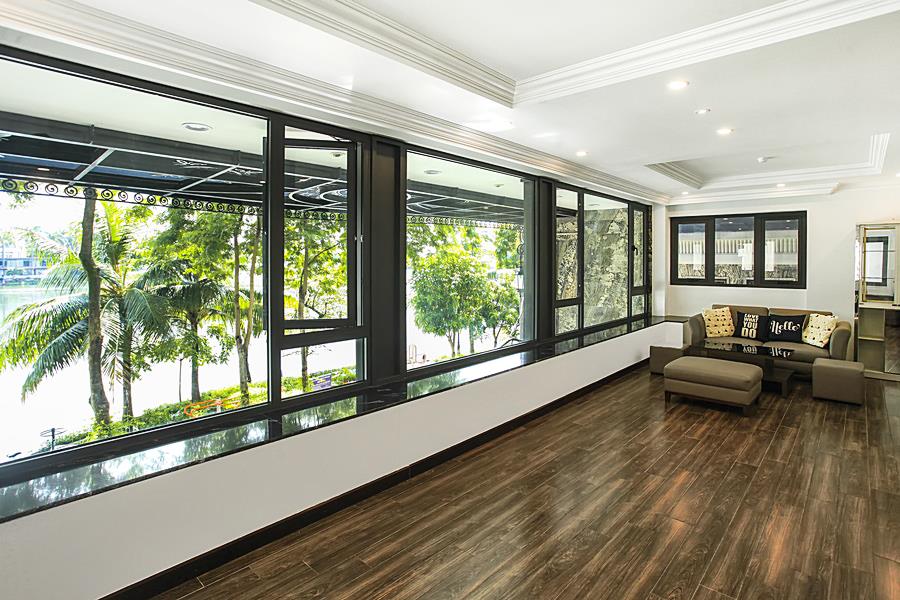 Brand new - spacious 01-bedroom apartment for rent in Tran Vu, Ba Dinh, with lakeview
