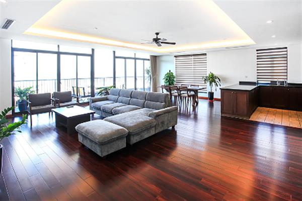 Brand new & Panoramic Westlake view 03 bedroom apartment for rent in Tu Hoa
