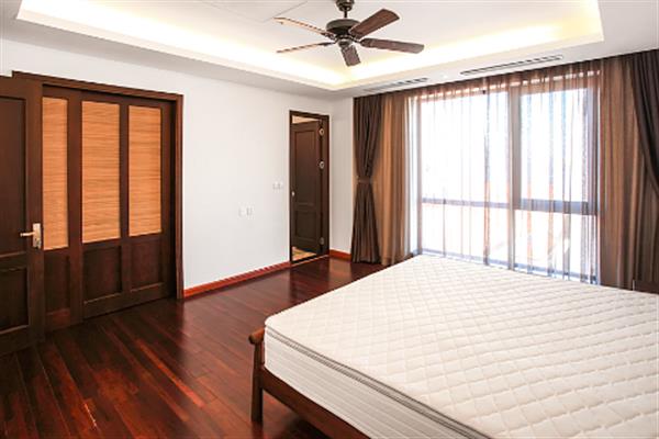 Brand new & Panoramic Westlake view 03 bedroom apartment for rent in Tu Hoa