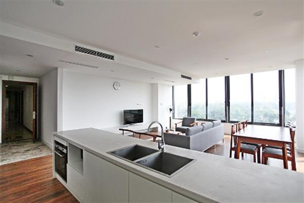 Lake front 02 bedroom apartment for rent in Dong Da dist