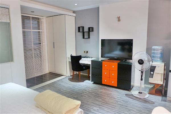 Luxury studio apartment for rent in Hoan Kiem, high quality furniture