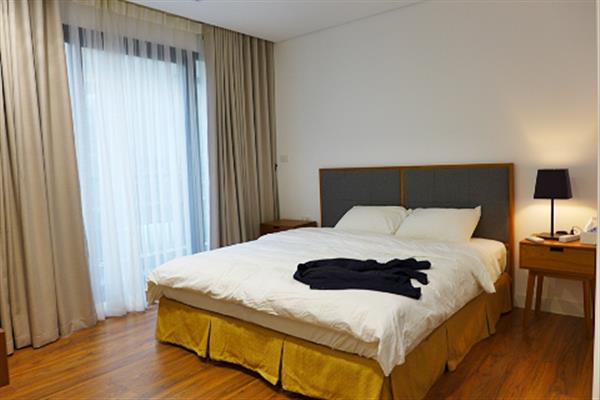 Western style 1 bedroom apartment in Dong Da, stunning decoration