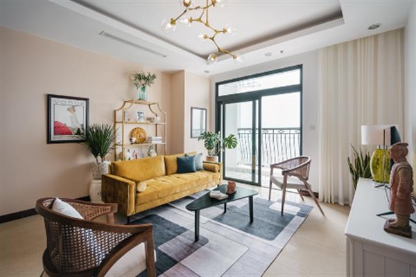 Furnished 02 bedroom  Apartment for rent at Royal City Hanoi, 112m2