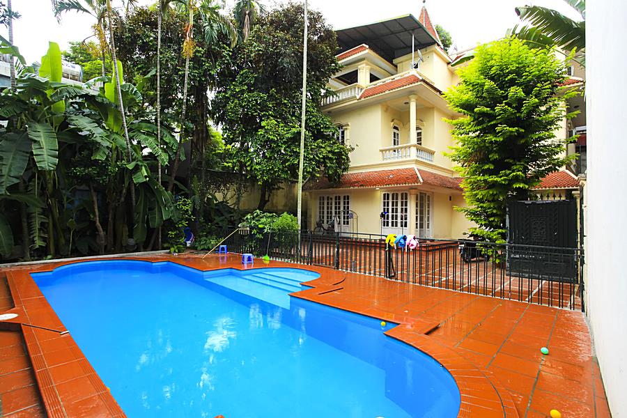 Gorgeous swimming pool villa in Tay Ho for rent, 05 bedroom