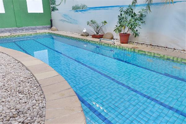 Swimming pool 04 bedroom house for lease in Ciputra