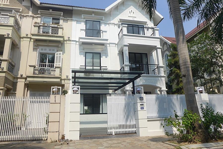 Brand new and wonderful villa for rent in Ciputra with big courtyard