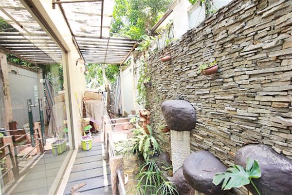 Wonderful garden 04 bedroom house for lease in Ciputra