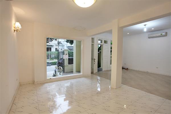 Nice and spacious 04 bedroom house for rent in Ciputra, balcony